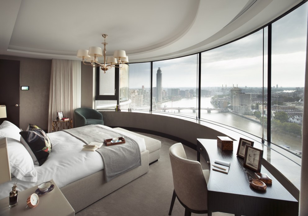 Corniche Penthouse B | Master bedroom | Interior Designers